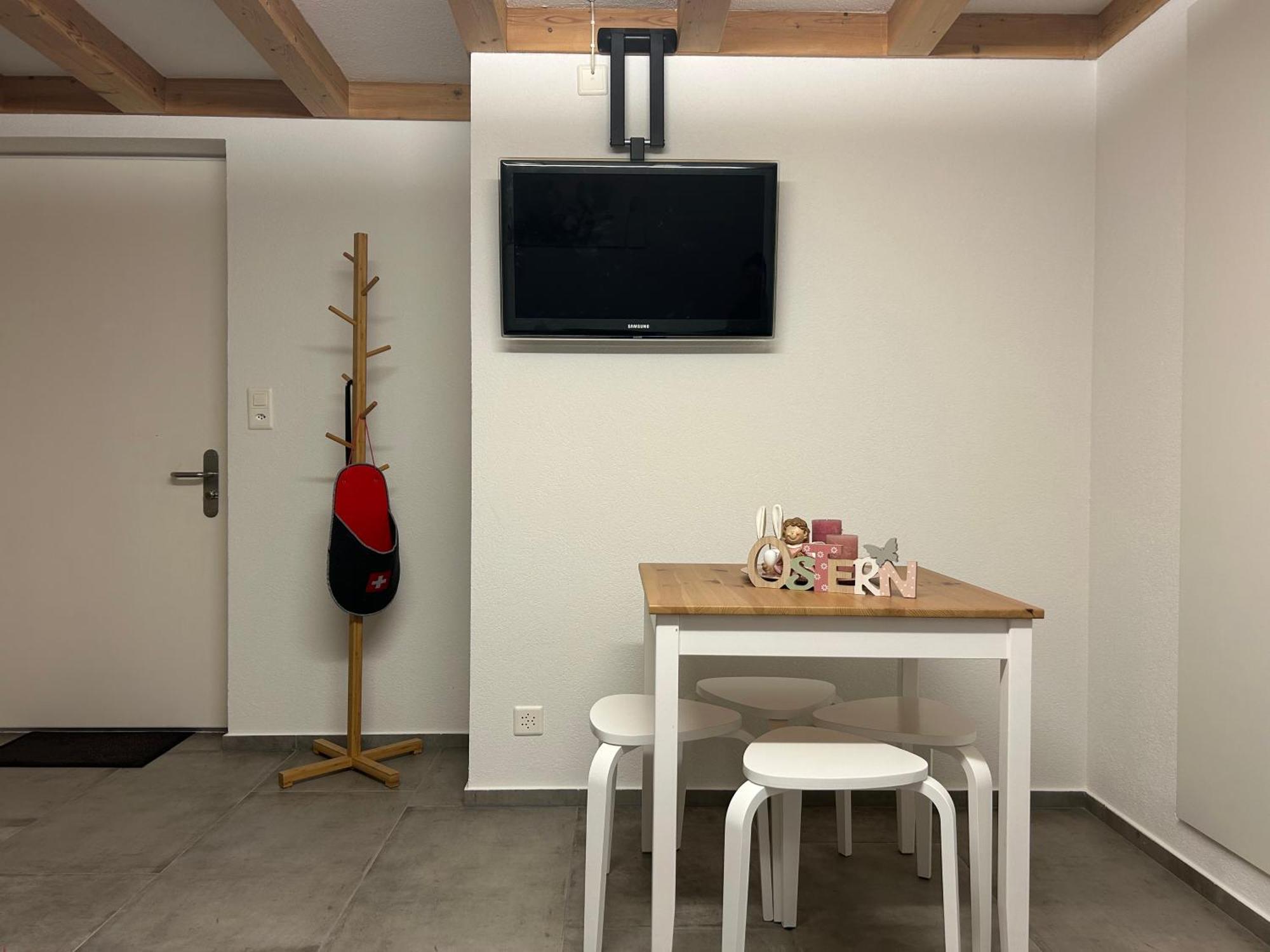 Wohnung Am Postweg Netstal Eksteriør bilde